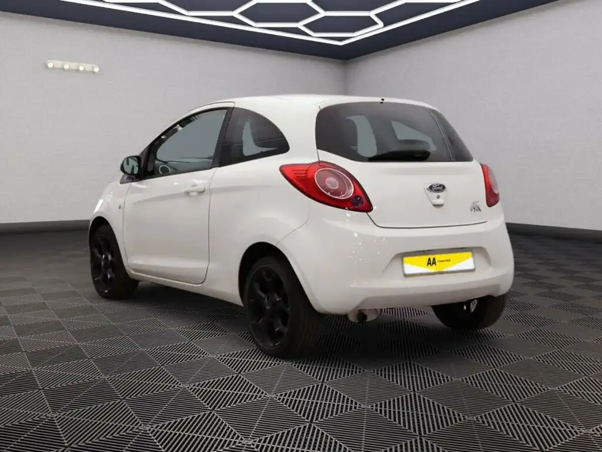 2016-ford-ka-12-zetec-white-edition-big-3