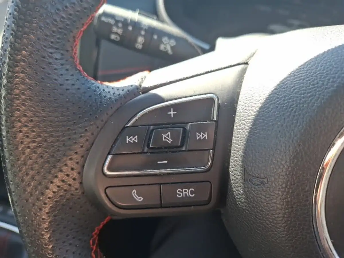 2022-mg-zs-suv-15-vti-tech-exclusive-big-11