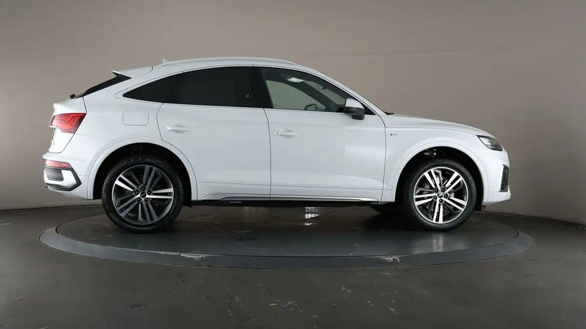 2022-audi-q5-20-45-tfsi-s-line-sportback-big-62
