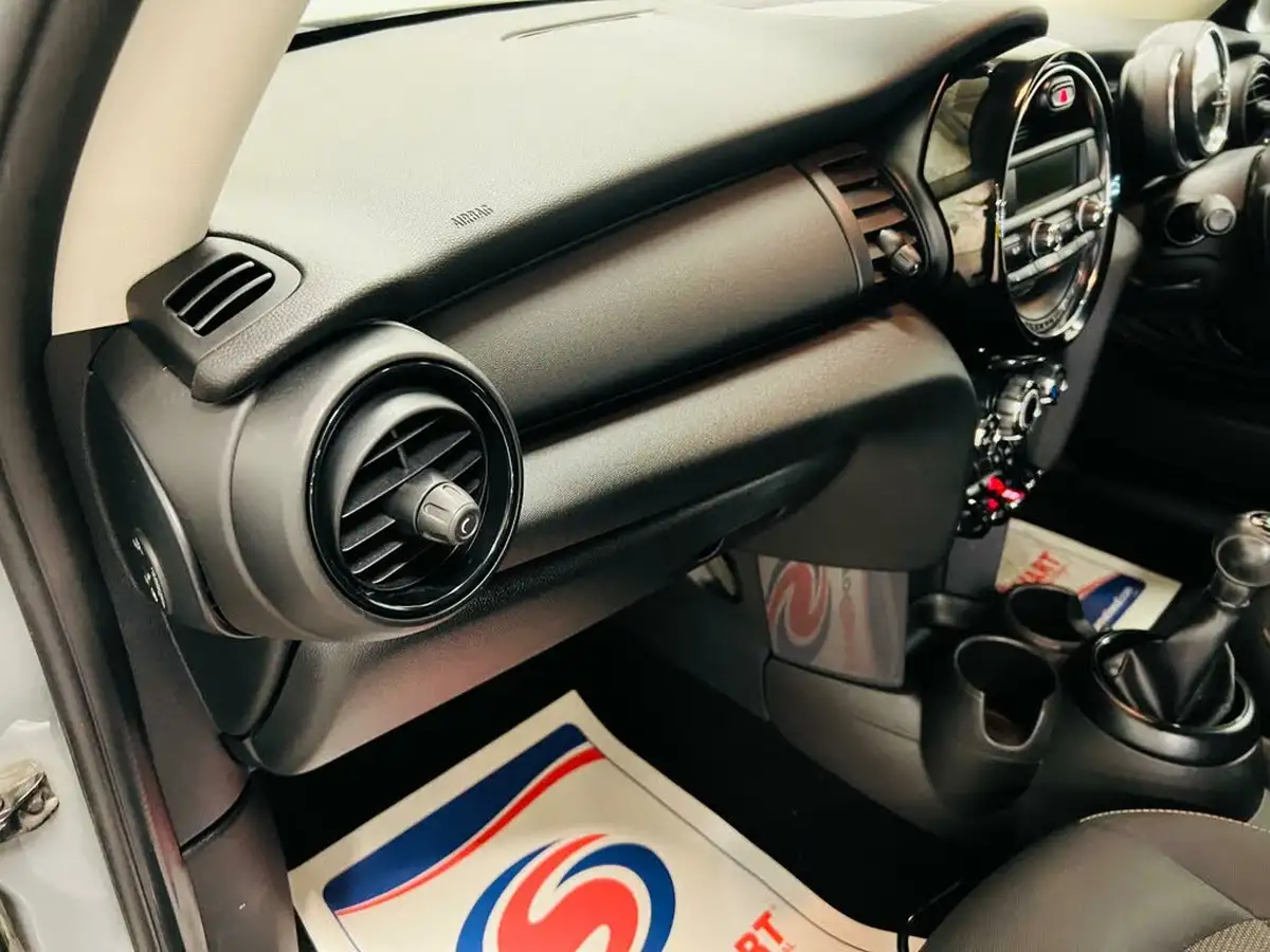 2017-mini-cooper-12-one-3d-big-23