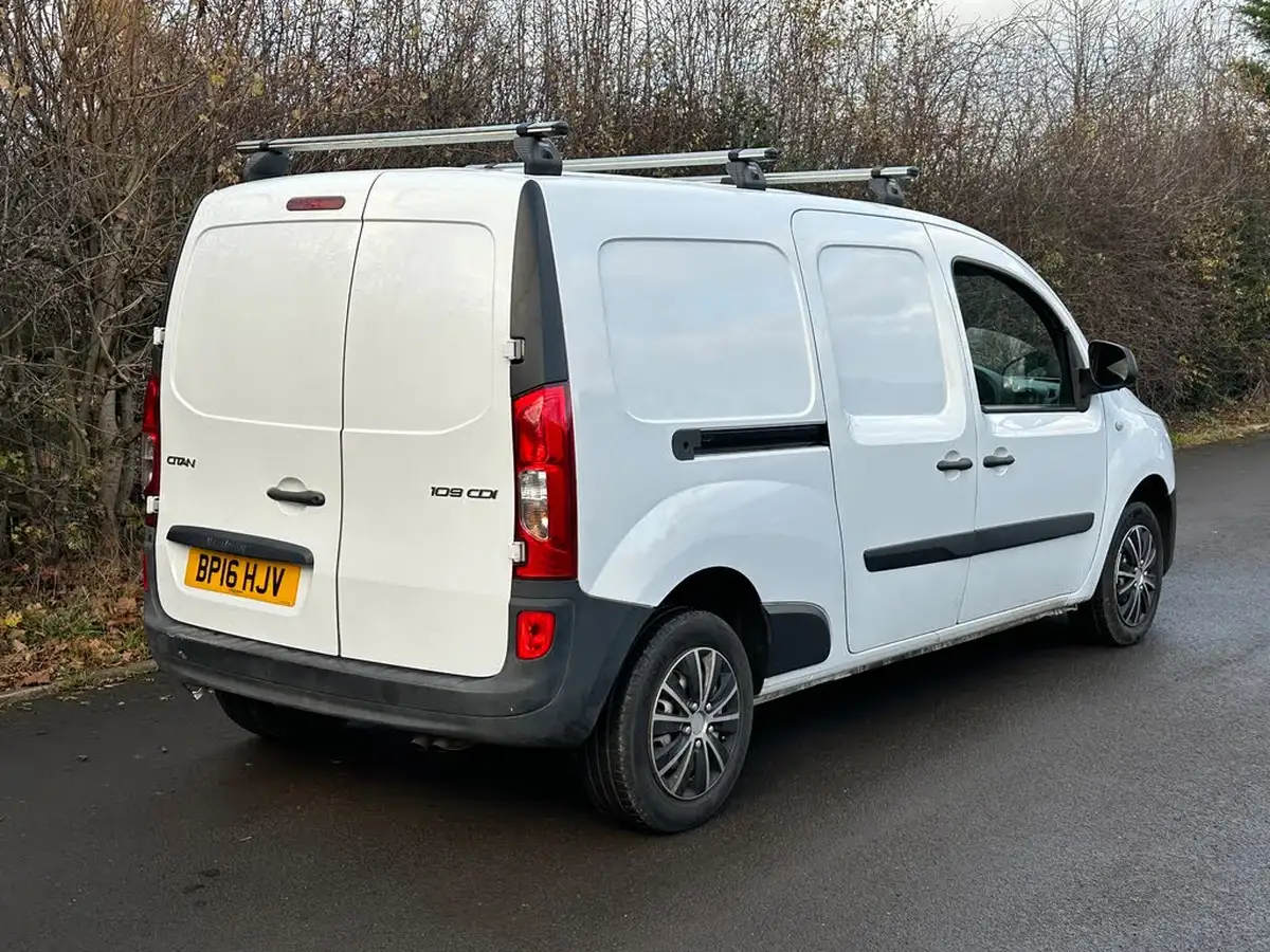 2016-mercedes-benz-citan-15-cdi-109-15cdi-compact-panel-van-big-4