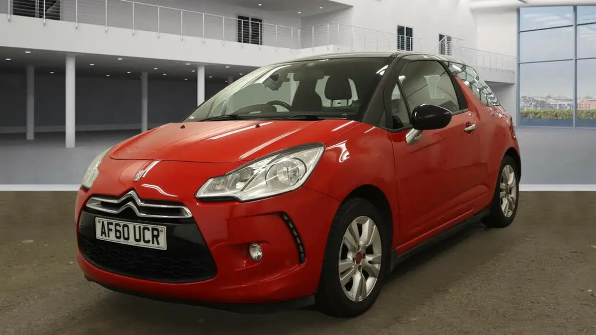 2010-citroen-ds3-14-dsign-big-7