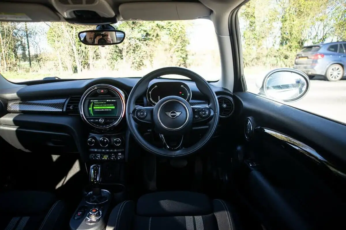 2021-mini-cooper-e-cooper-s-1-big-9
