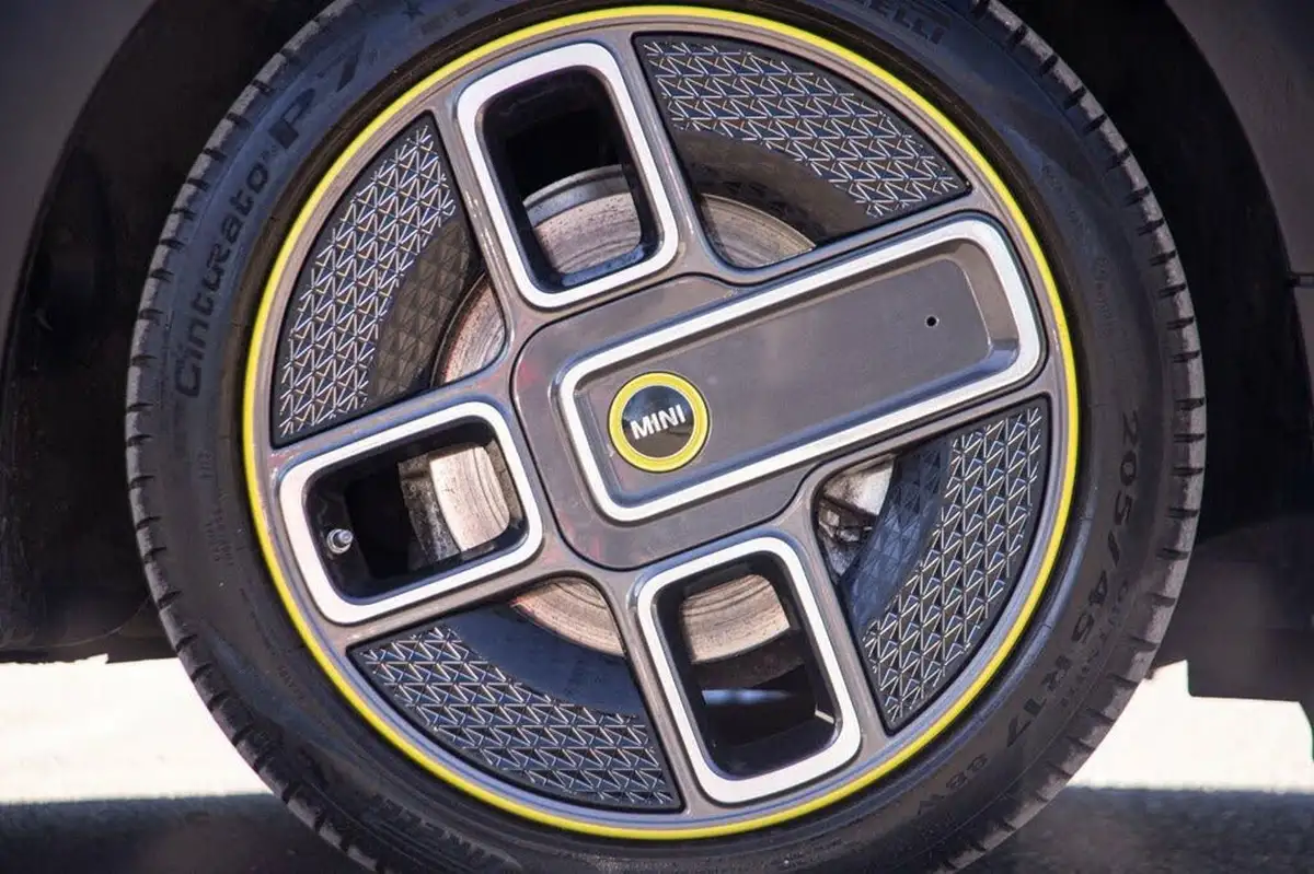 2021-mini-cooper-e-cooper-s-1-big-33
