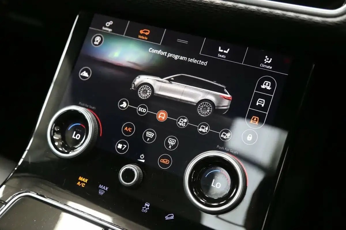 2018-land-rover-range-rover-velar-30-d300-r-dynamic-se-ss-big-62