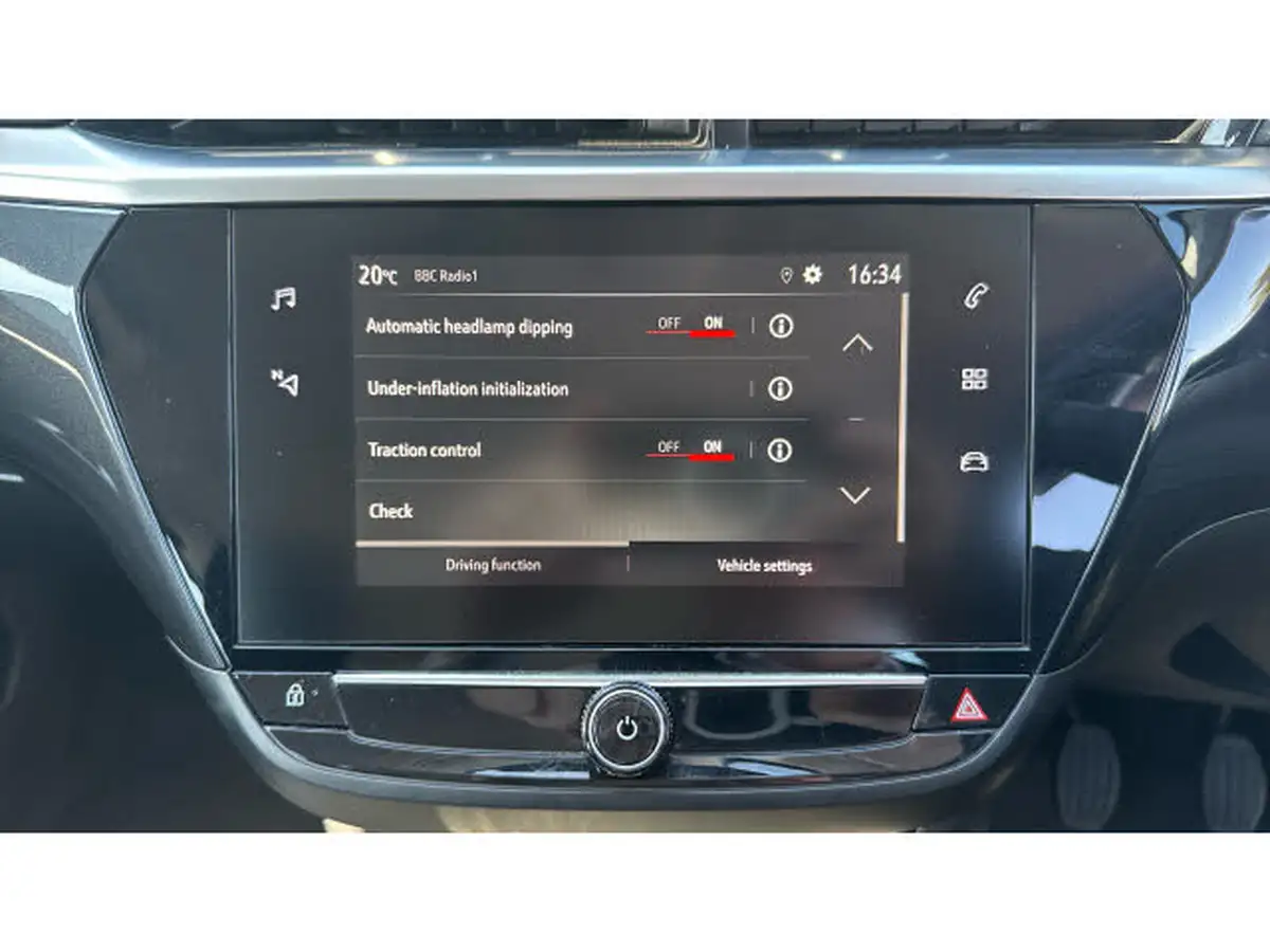 2021-vauxhall-corsa-12i-elite-big-32