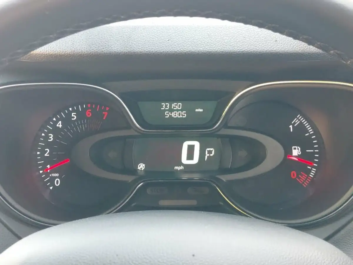 2017-renault-captur-12-dynamique-s-nav-big-32