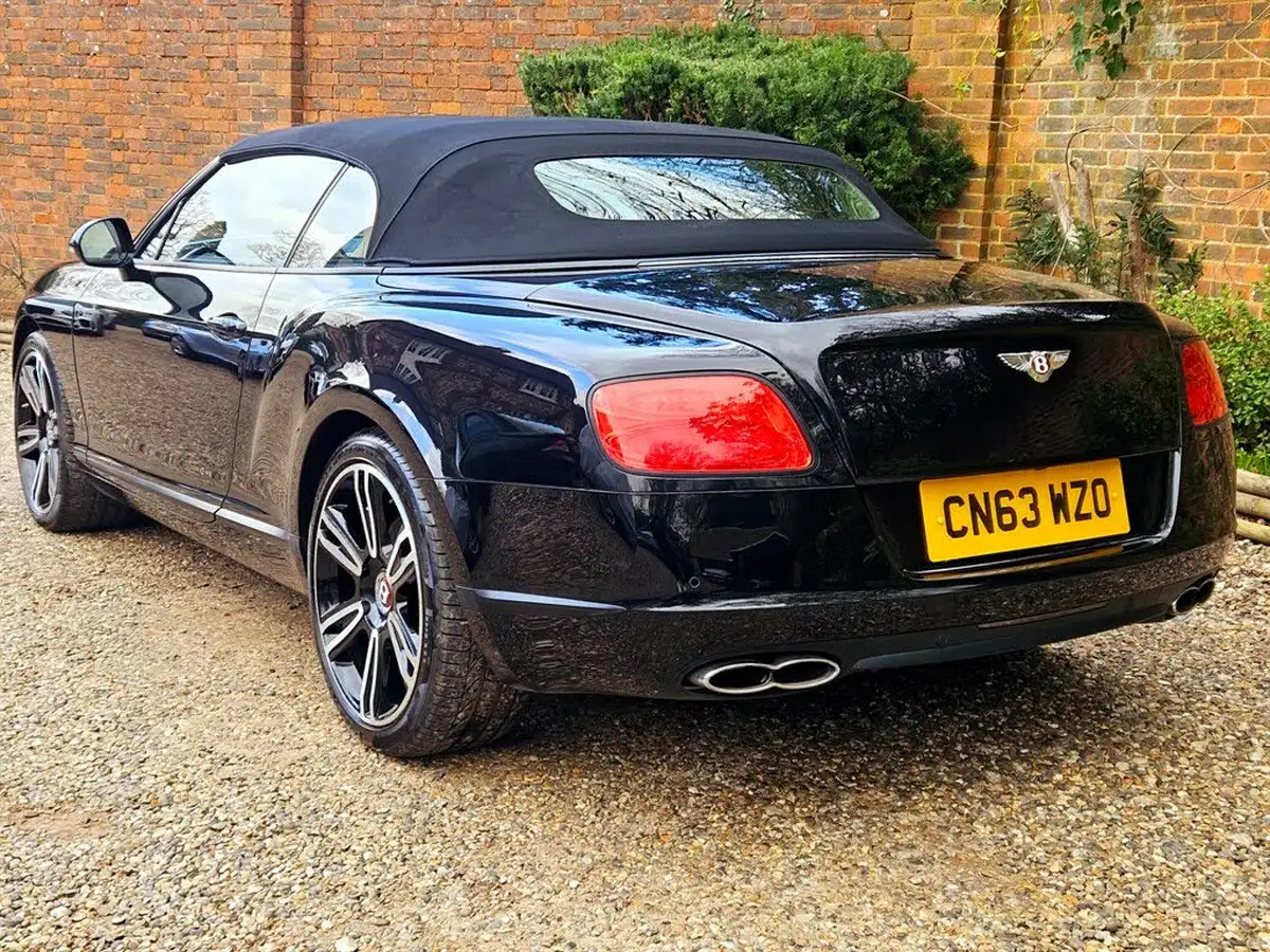 2013-bentley-continental-40-gtc-v8-big-10