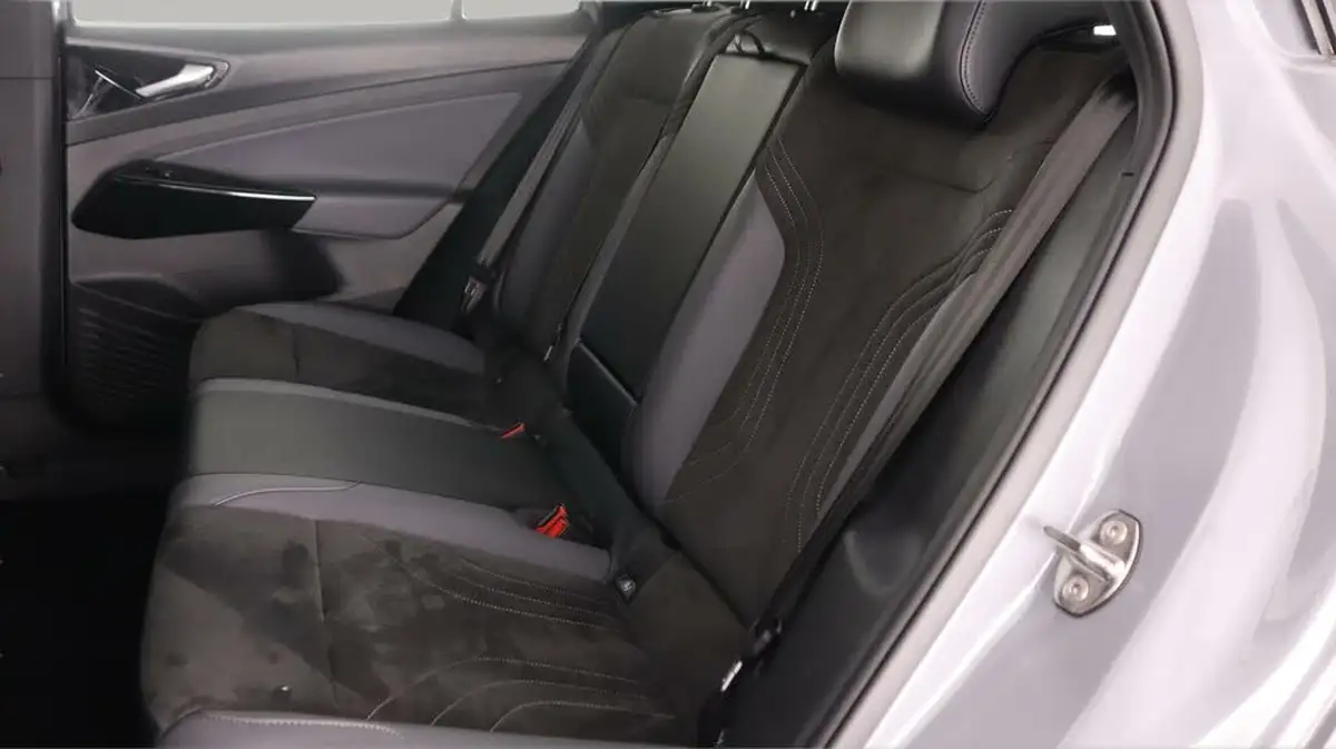 2022-volkswagen-id4-e-life-148ps-52kwh-pure-performance-big-15