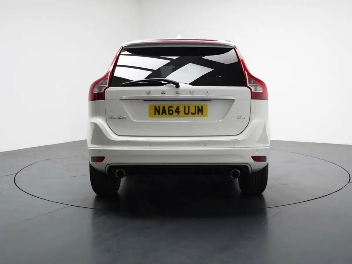 2014-volvo-xc60-20td-d4-r-design-181bhp-ss-1969cc-big-10