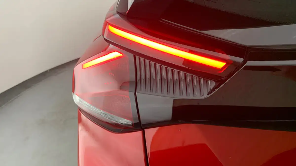 2023-citroen-c4-12-puretech-sense-big-36