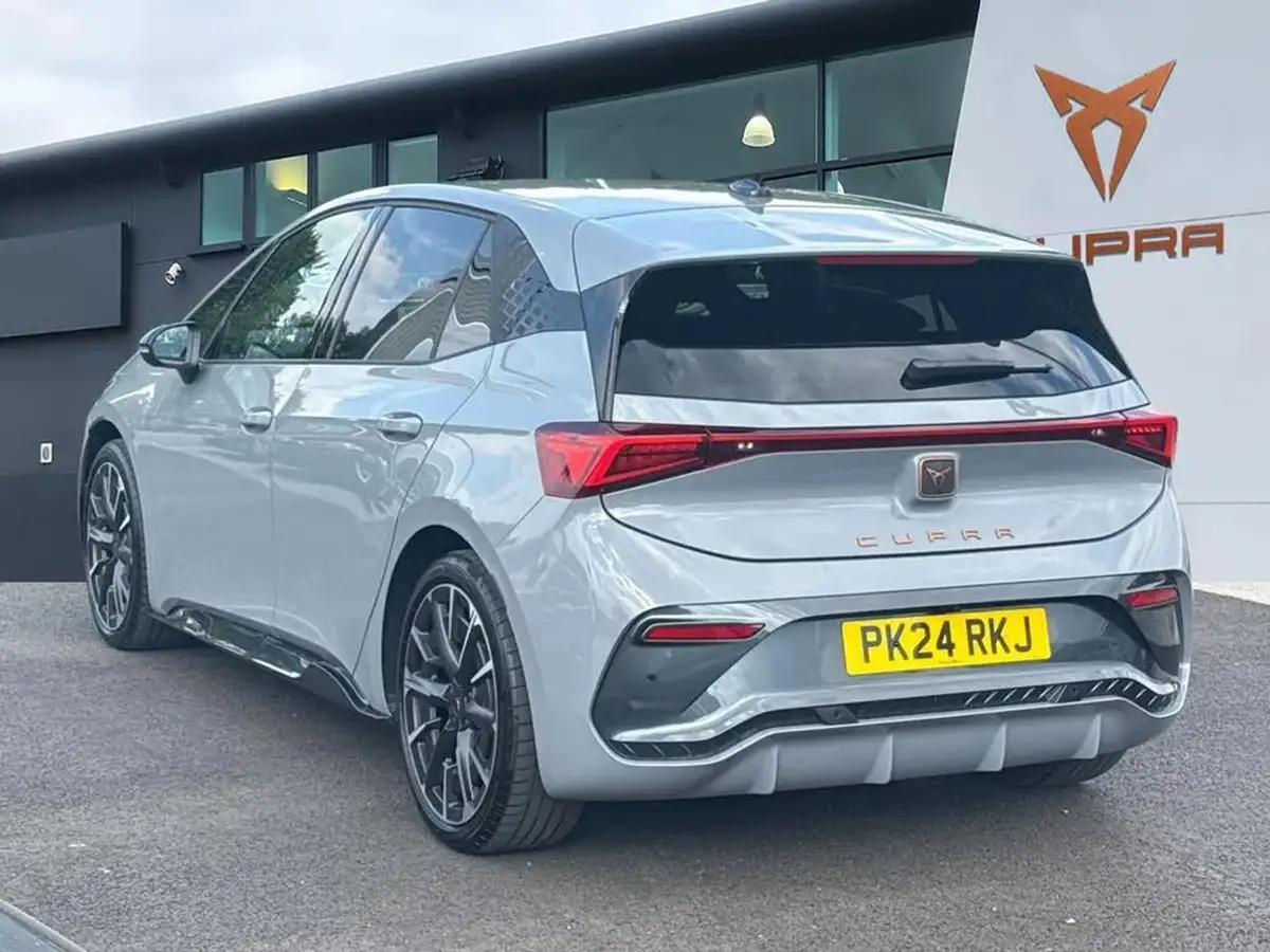 2024-cupra-born-e-v3-230ps-77kwh-e-boost-big-1