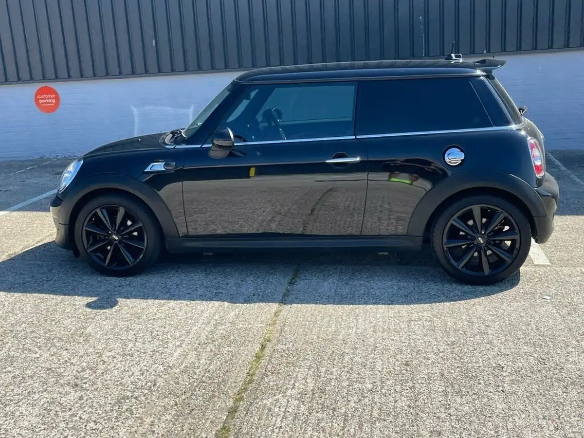 2011-mini-cooper-20td-cooper-sd-hatchback-3d-big-3
