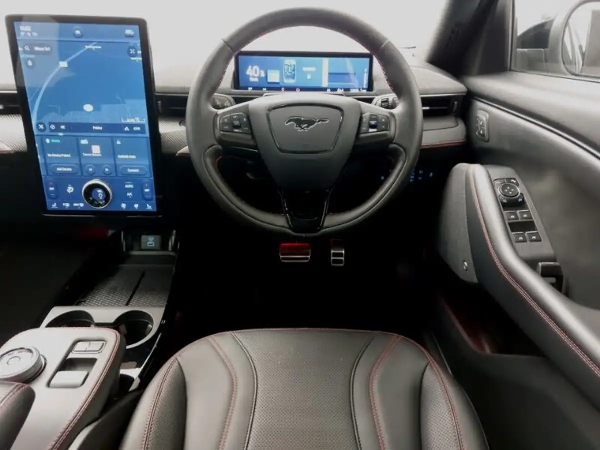 2022-ford-mustang-mach-e-e-extended-range-351ps-awd-big-6