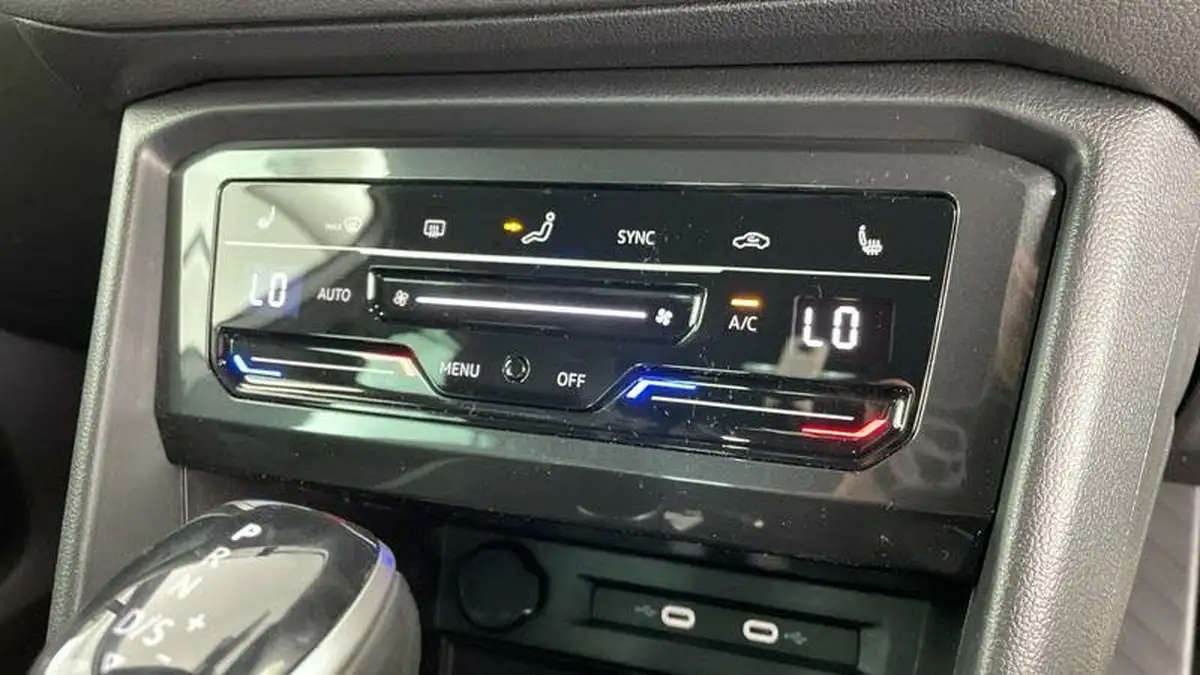 2022-volkswagen-tiguan-15-tsi-r-line-big-24