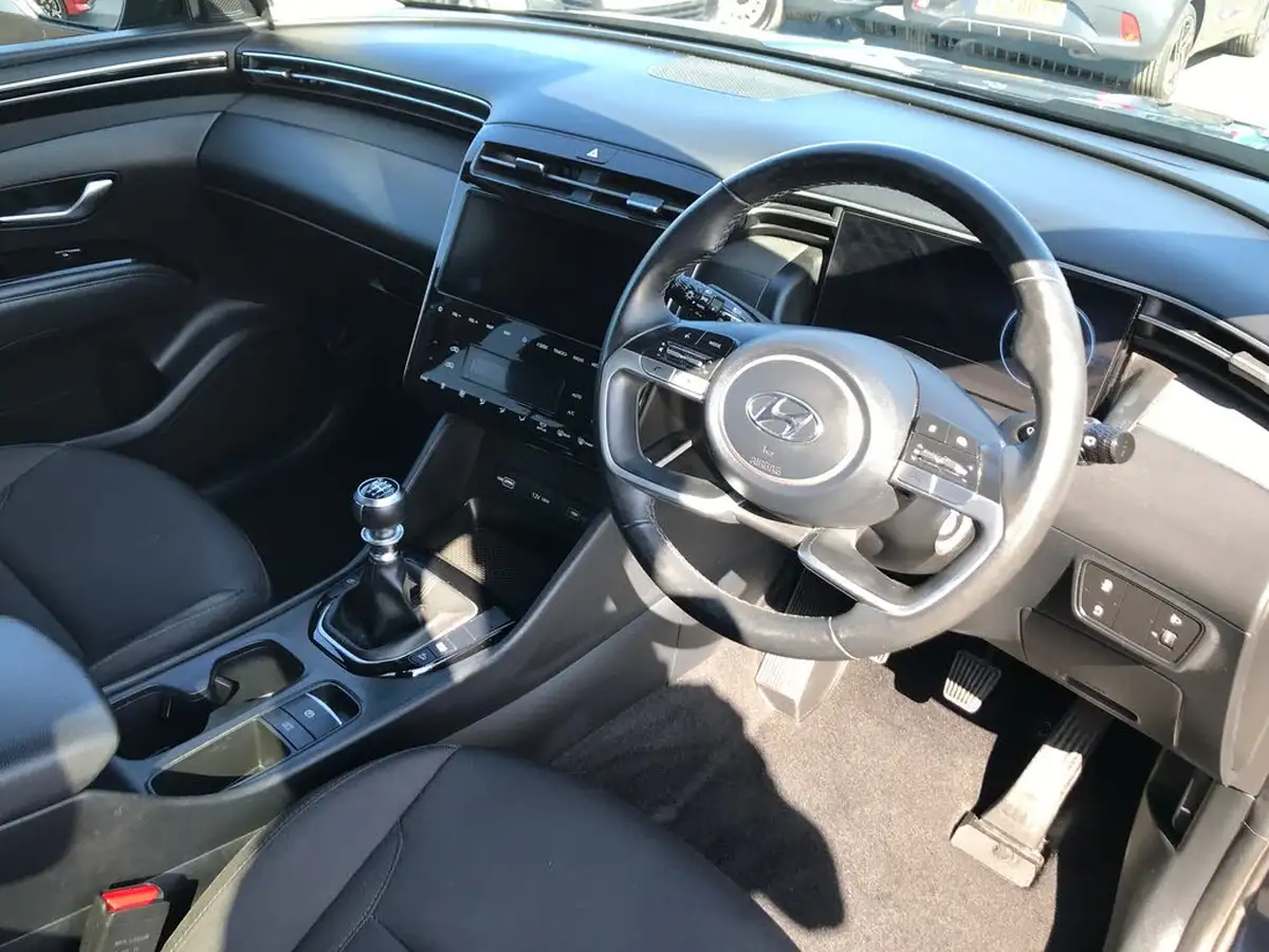 2022-hyundai-tucson-16-t-gdi-se-connect-150ps-big-2