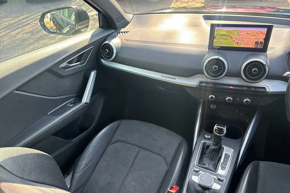 2021-audi-q2-15-35-tfsi-black-edition-s-tronic-big-32