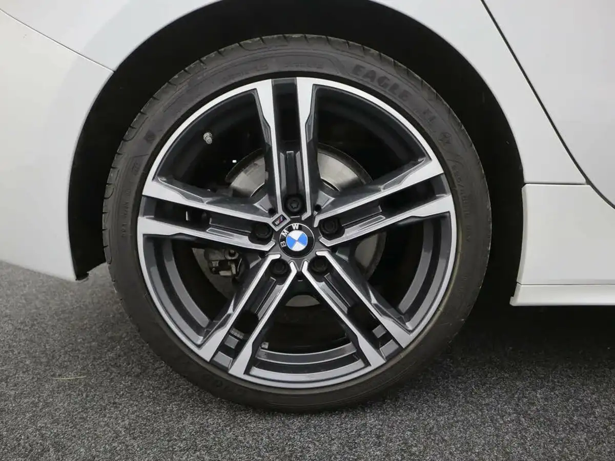2022-bmw-1-series-15-118i-m-sport-lcp-dct-big-6