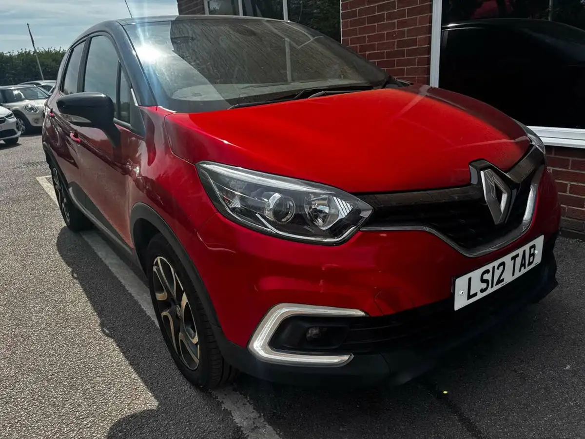 2019-renault-captur-09-tce-iconic-big-3