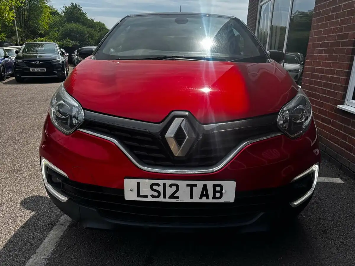 2019-renault-captur-09-tce-iconic-big-7