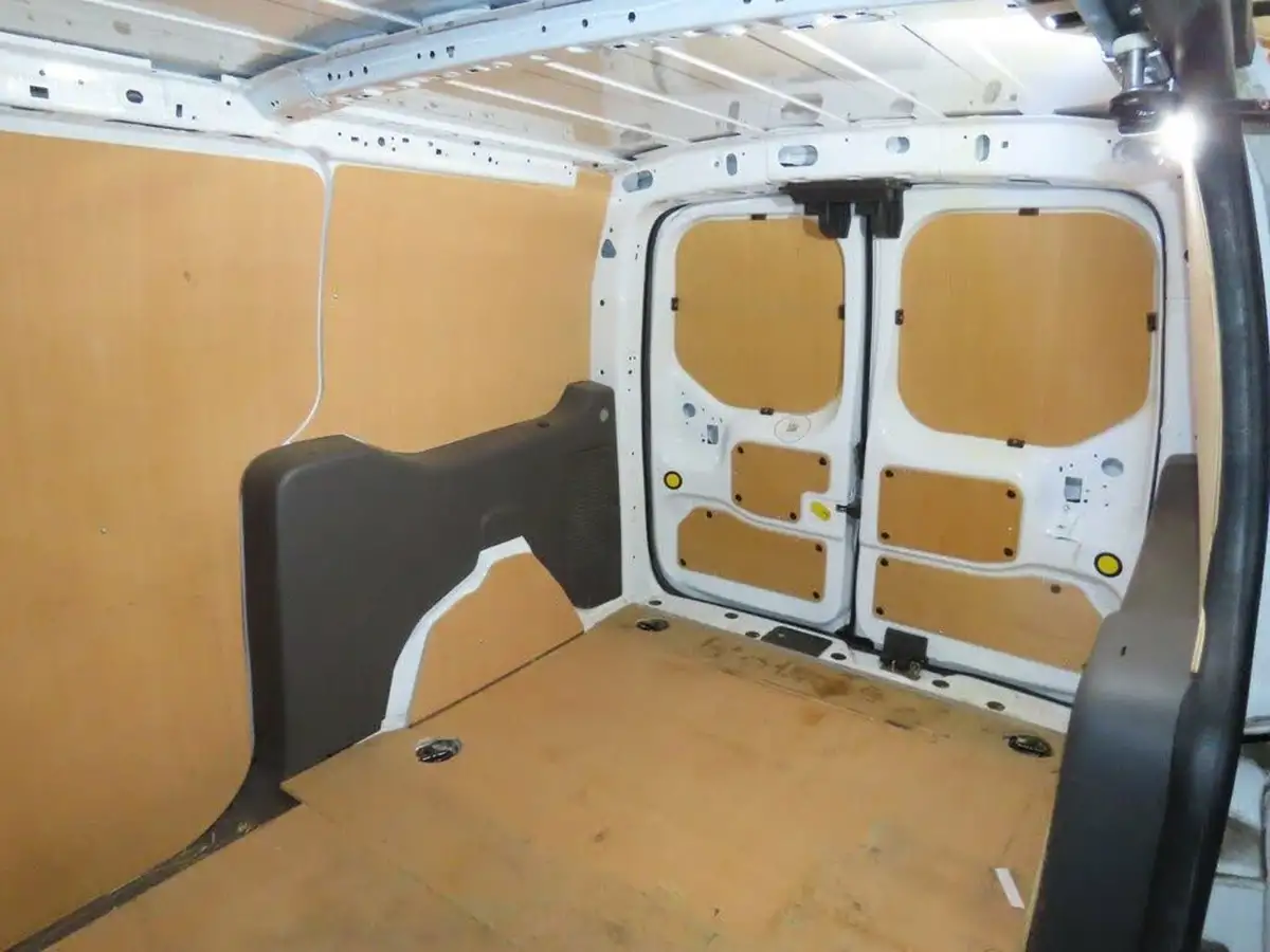 2021-ford-transit-connect-big-9