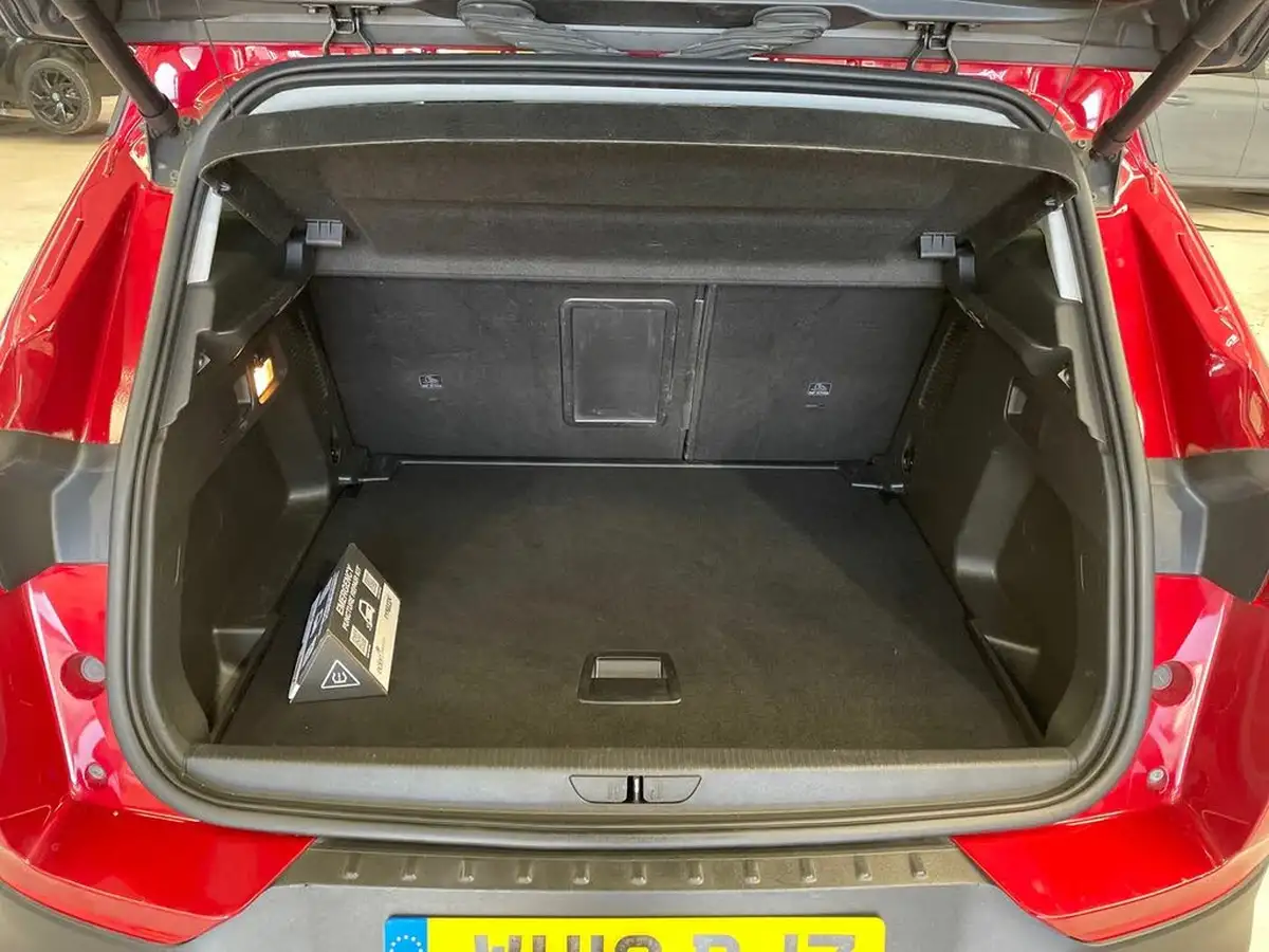 2018-vauxhall-grandland-x-12-sport-nav-130ps-big-11