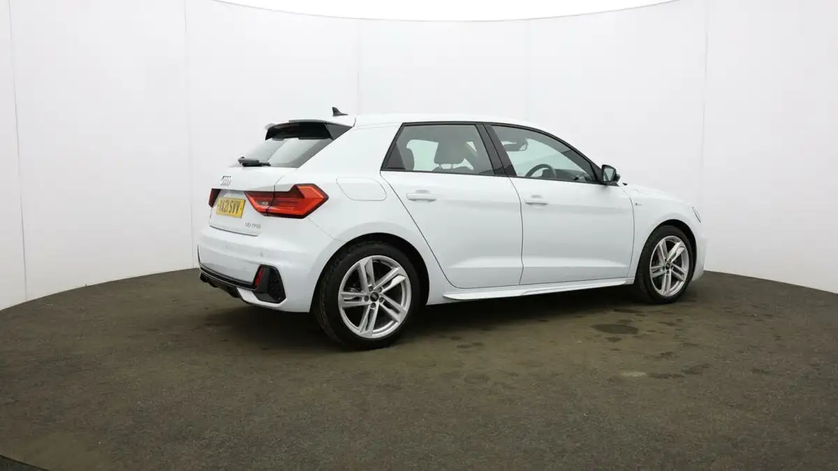 2021-audi-a1-10-30-tfsi-s-line-110ps-big-56