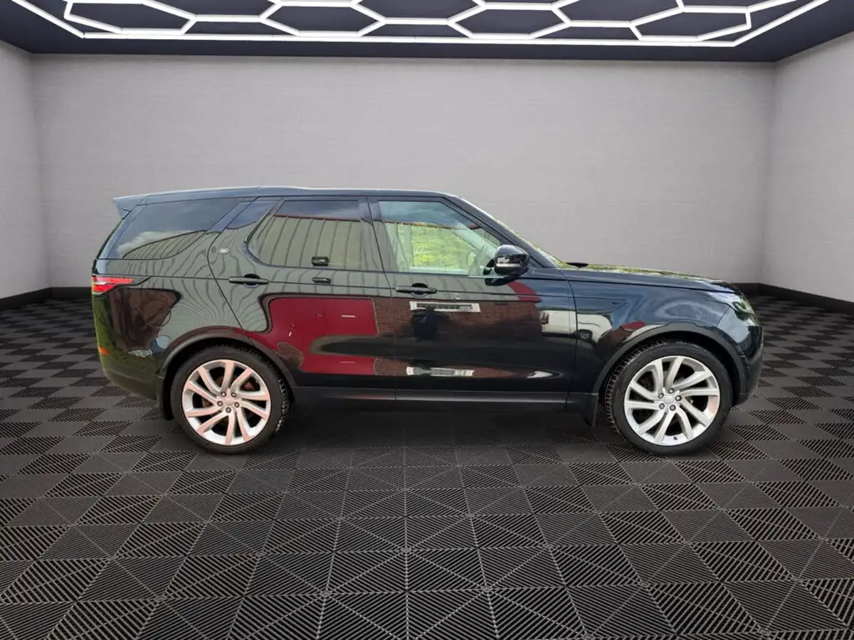 2017-land-rover-discovery-30td6-first-edition-big-2