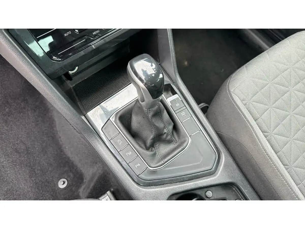2021-volkswagen-tiguan-15-tsi-life-150ps-dsg-big-12