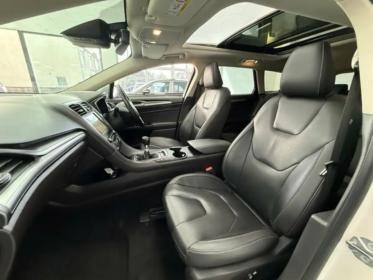 2019-ford-mondeo-15t-titanium-edition-estate-big-19