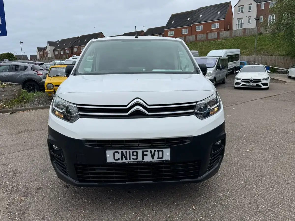 2019-citroen-berlingo-16bluehdi-650-enterprise-big-2