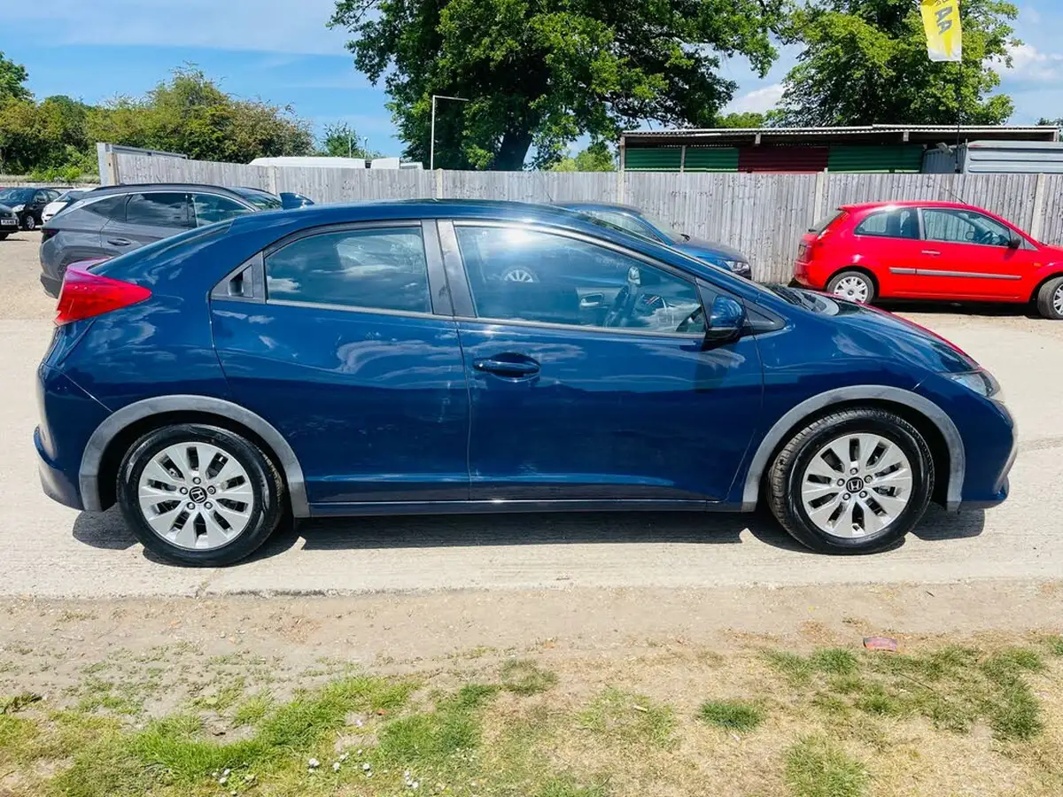 2013-honda-civic-16td-se-big-9