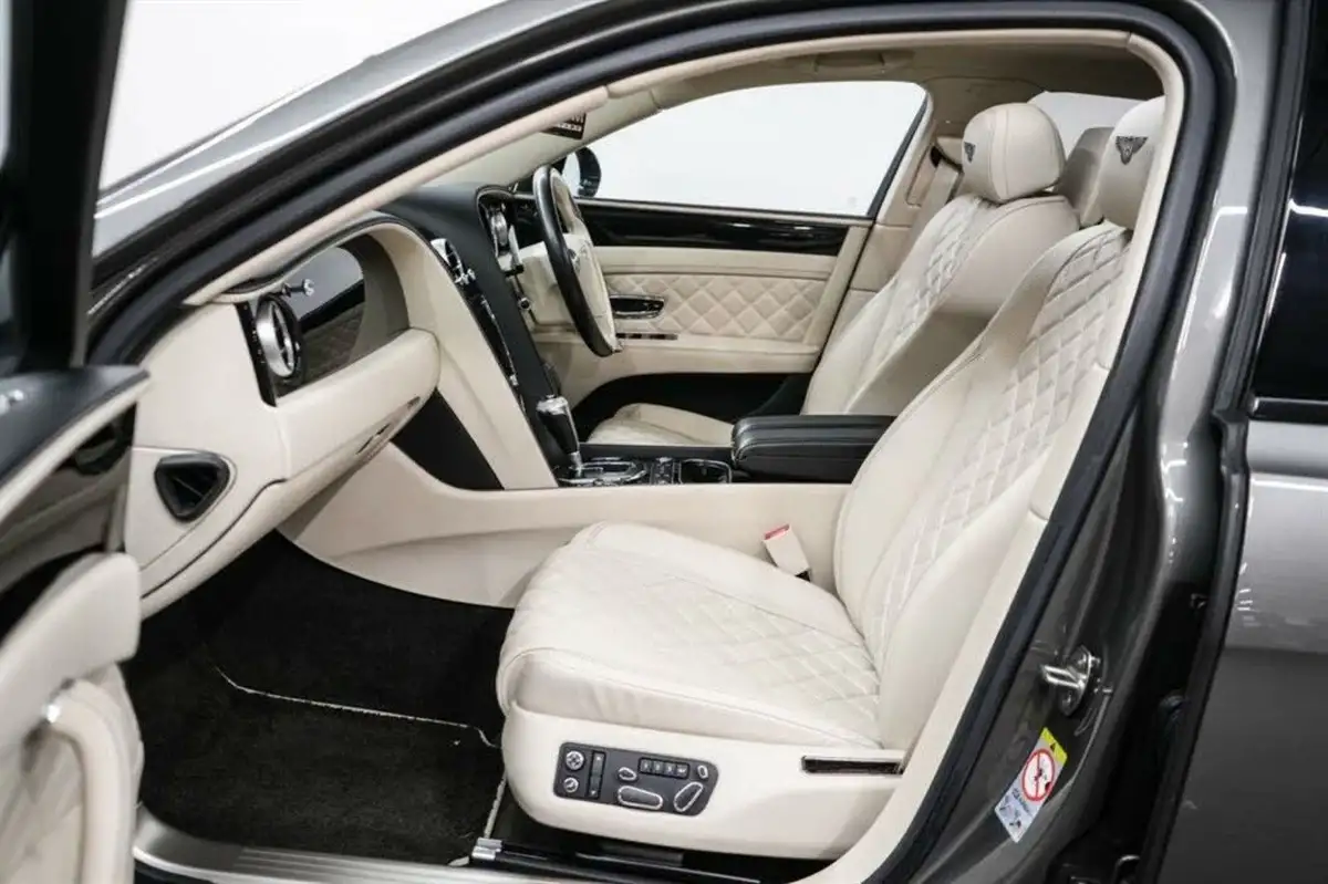 2016-bentley-flying-spur-40-v8-s-big-18