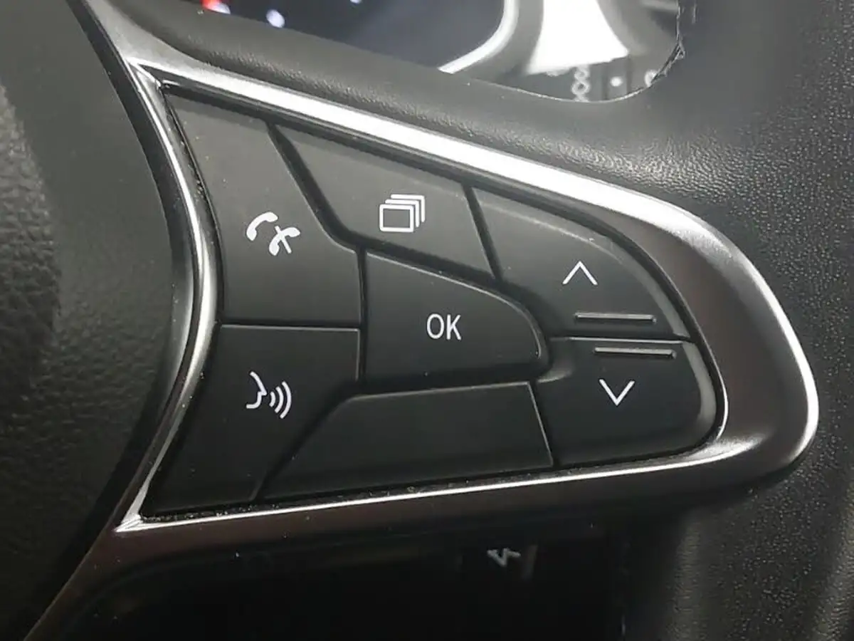 2022-renault-captur-10-tce-iconic-edition-big-12