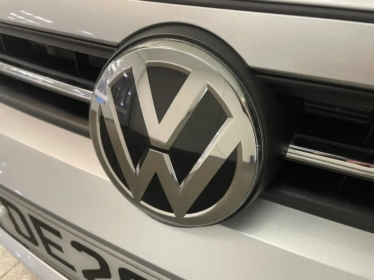 2020-volkswagen-polo-10-tsi-r-line-115ps-dsg-big-10