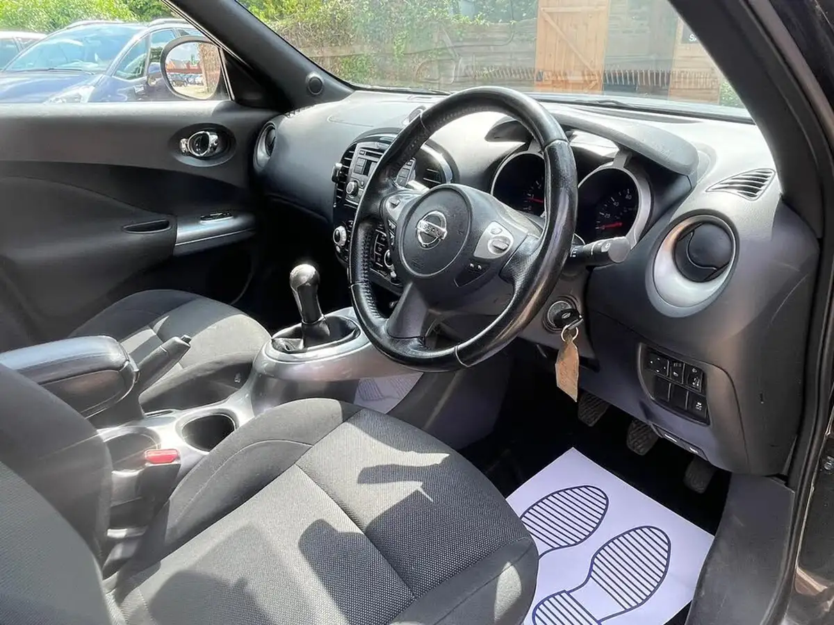 2012-nissan-juke-16-kuro-16v-1598cc-big-23