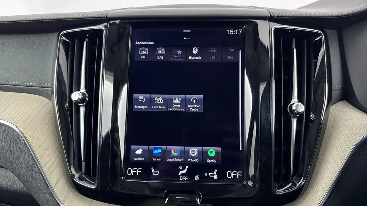 2021-volvo-xc60-20td-b4-inscription-awd-big-19