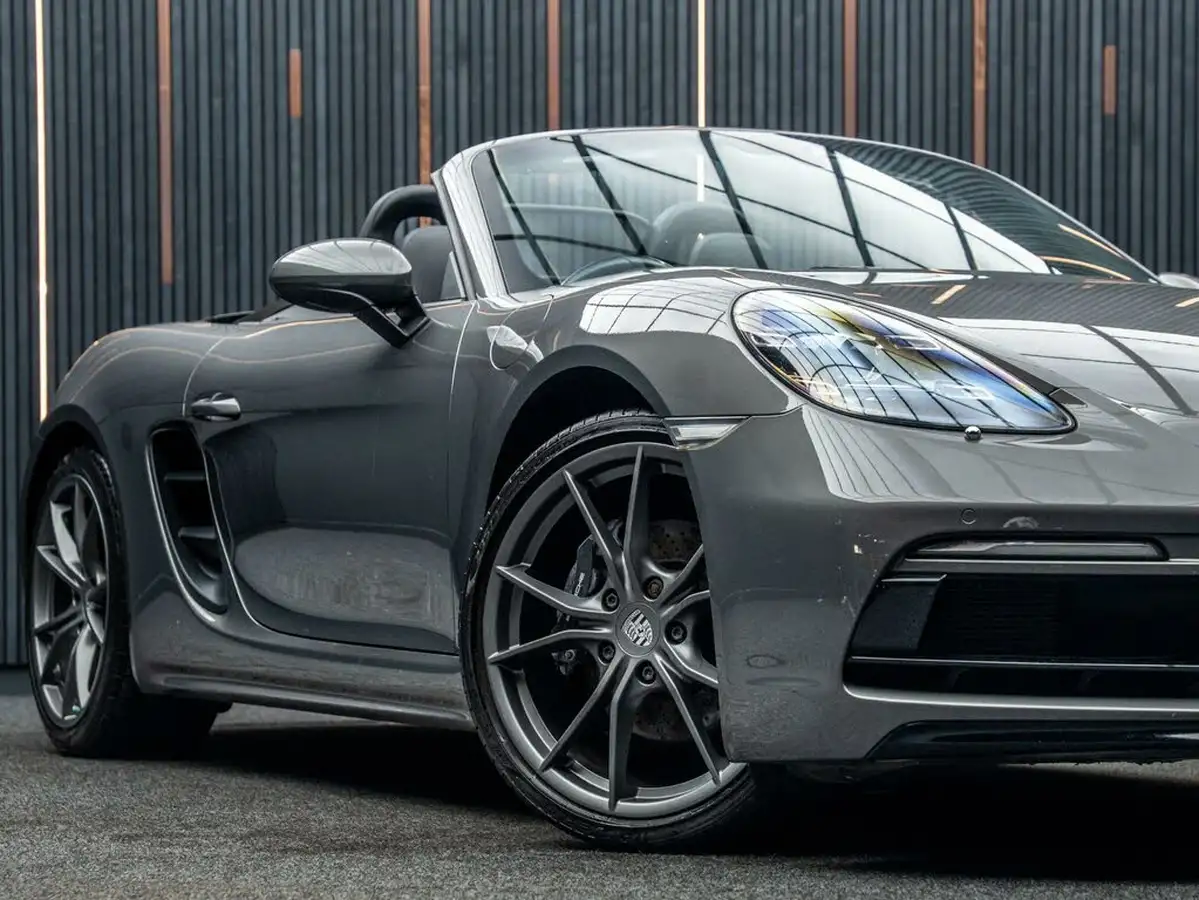 2019-porsche-boxster-718-20-boxster-pdk-big-10