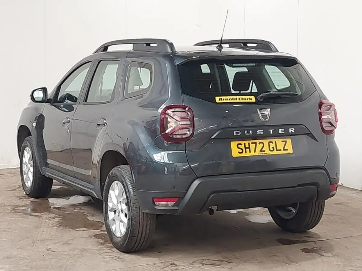 2022-dacia-duster-10-tce-comfort-90hpeu6d-4x2-window-van-big-1