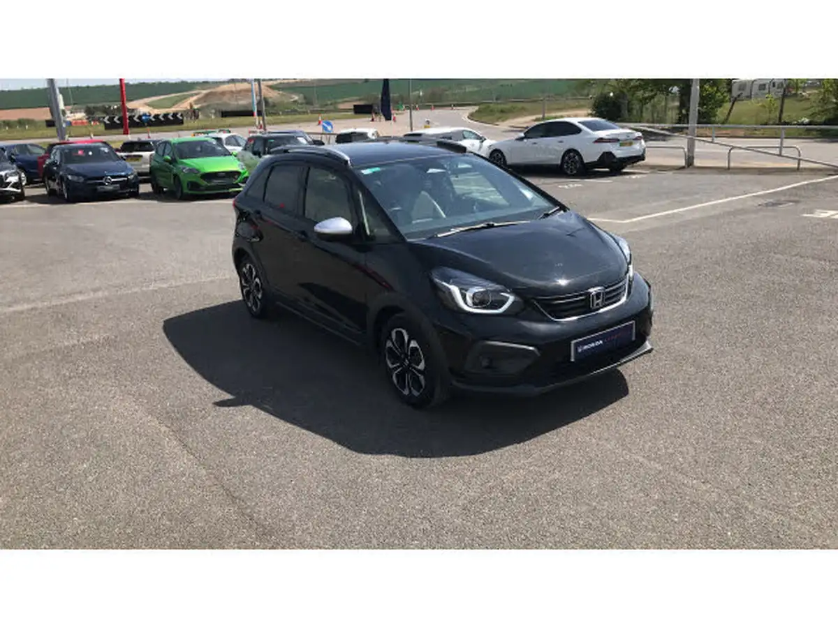 2021-honda-jazz-15-i-mmd-crosstar-ex-109ps-two-tone-big-23