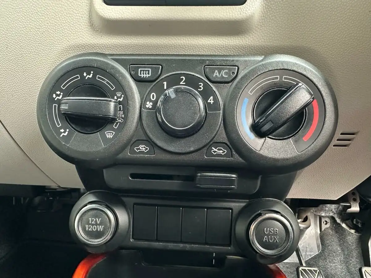 2018-suzuki-ignis-12-dualjet-sz-t-big-17