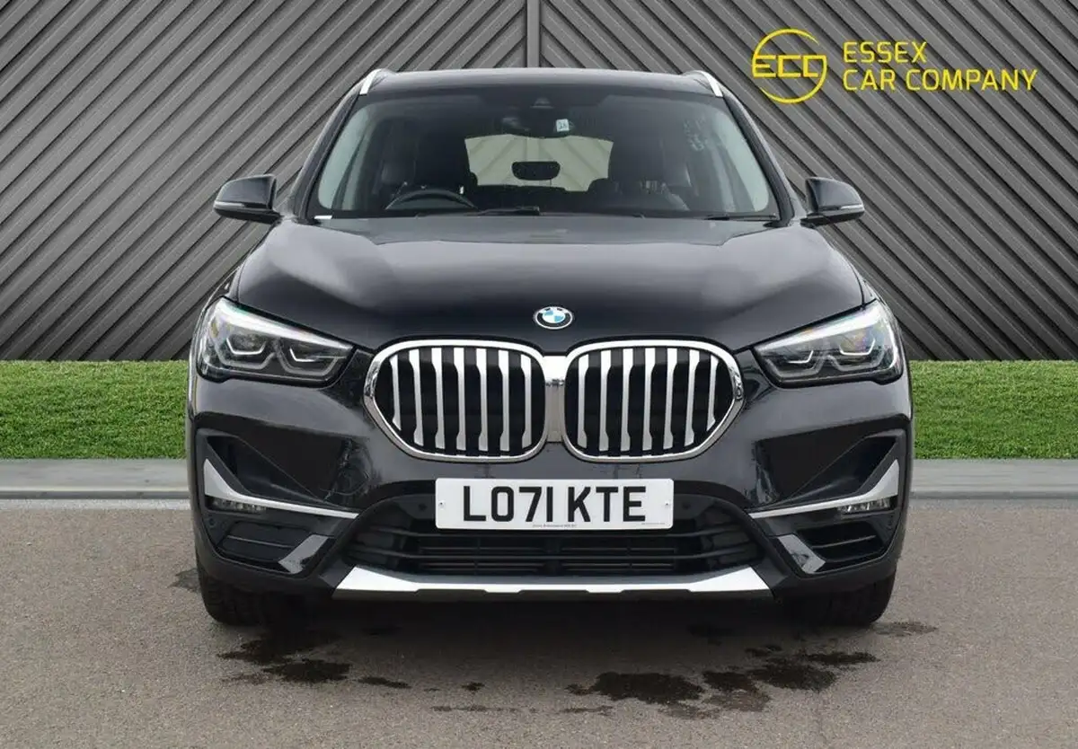 2021-bmw-x1-20-xdrive20i-xline-big-4
