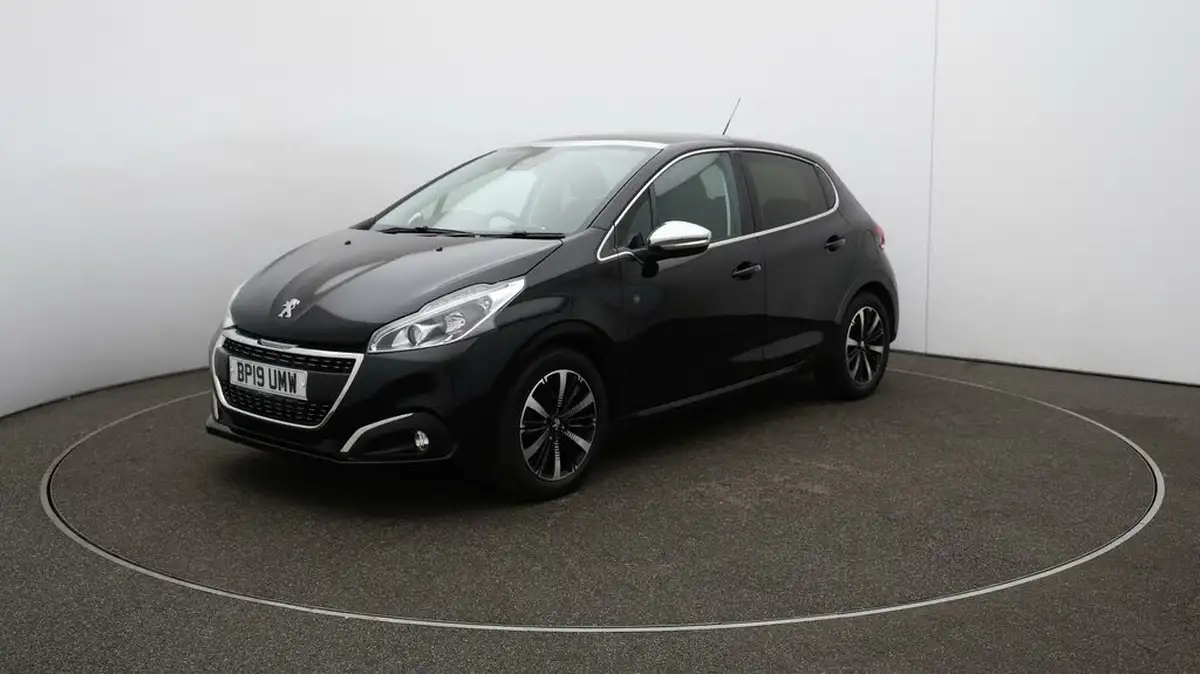 2019-peugeot-208-12-puretech-tech-edition-82bhp-big-68