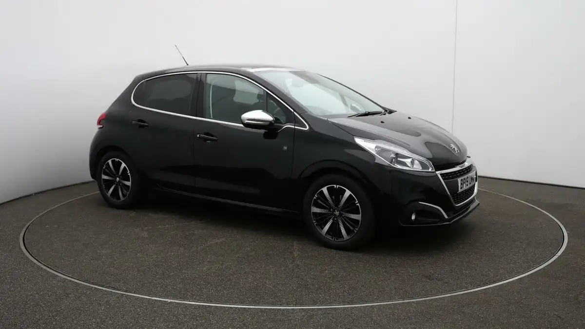 2019-peugeot-208-12-puretech-tech-edition-82bhp-big-44