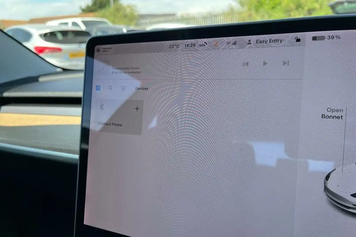2020-tesla-model-3-e-long-range-big-27