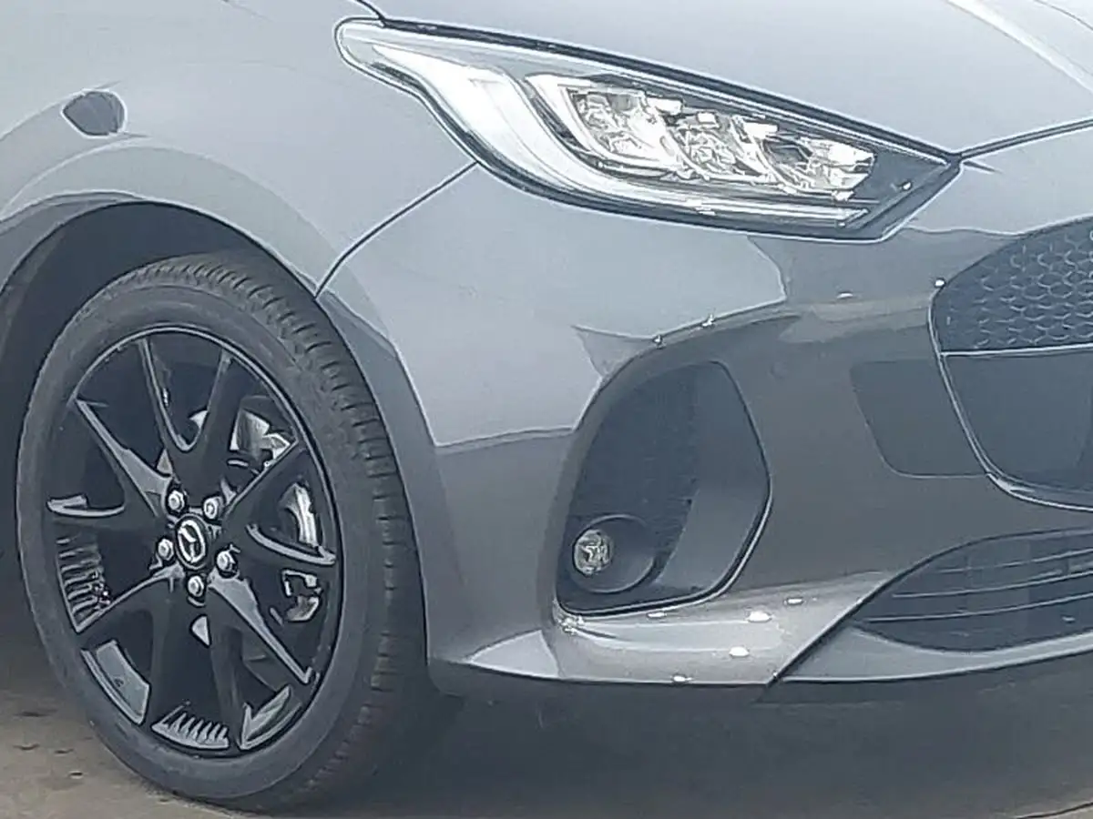 2024-mazda-mazda2-15-homura-big-8
