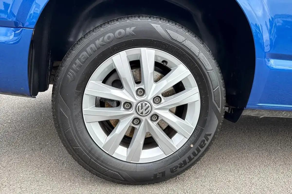 2024-volkswagen-transporter-big-11