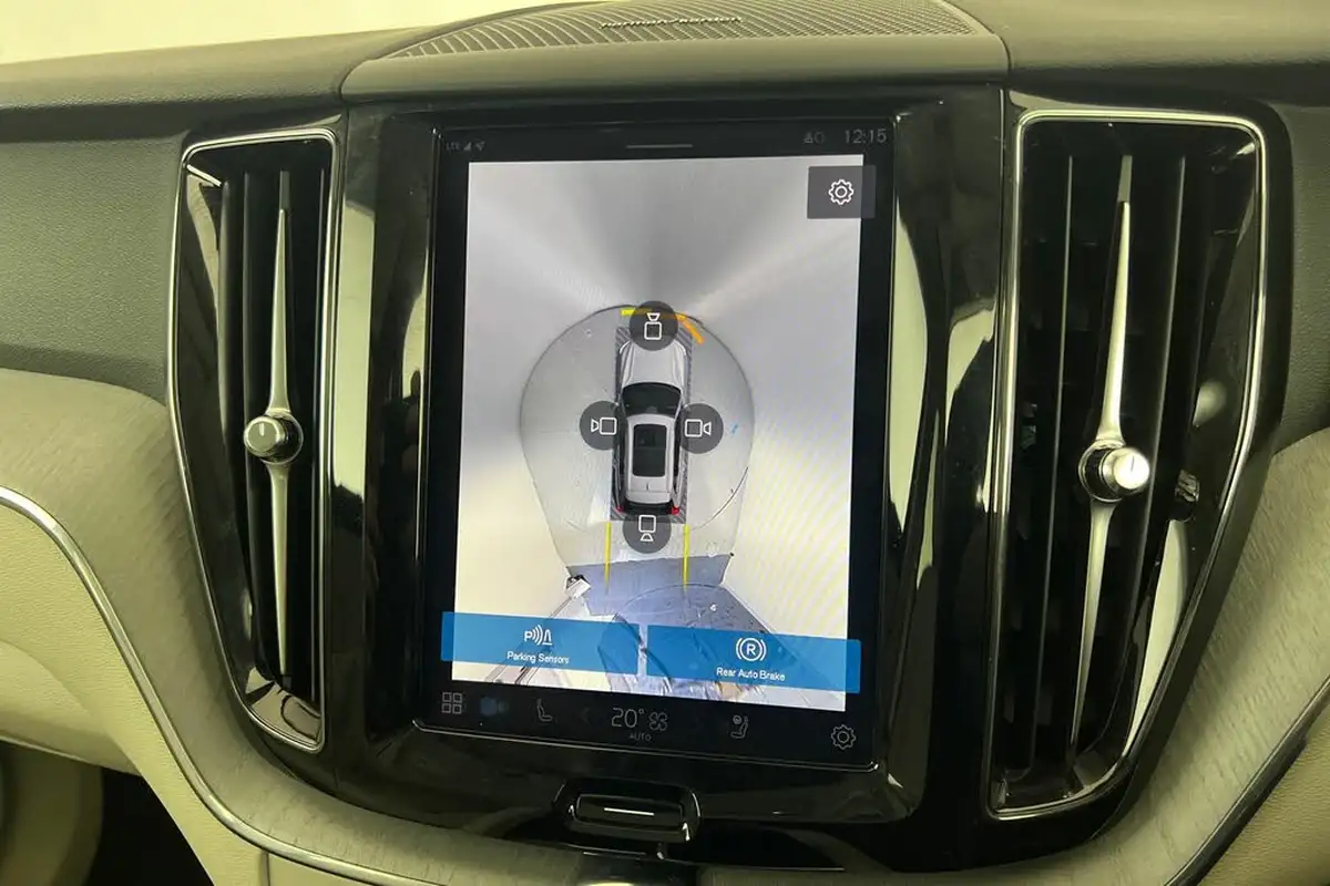 2024-volvo-xc60-20-b5-plus-big-15