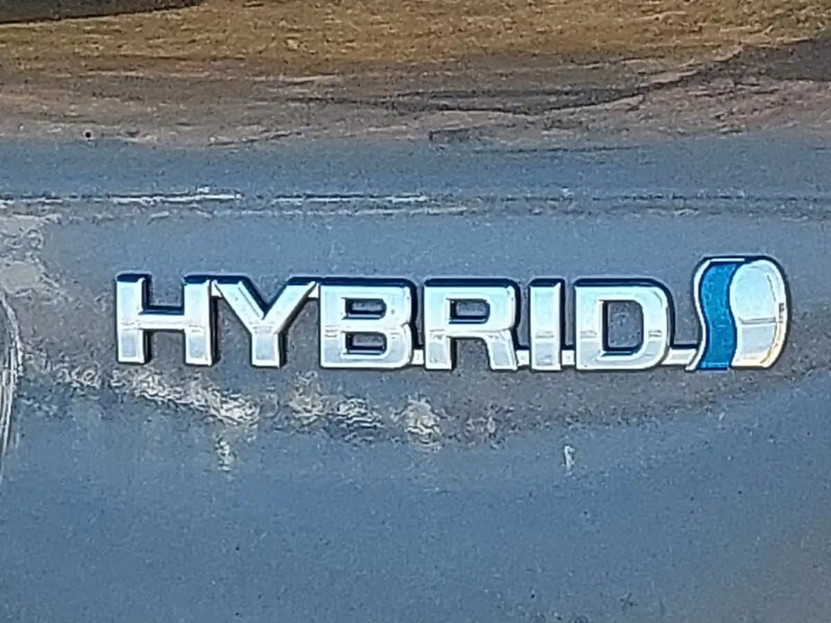 2019-toyota-c-hr-18-vvt-i-dynamic-big-17