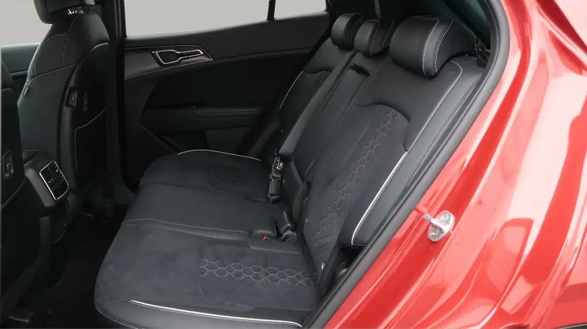 2022-kia-sportage-16-t-gdi-gt-line-226bhp-hev-1598cc-auto-big-16